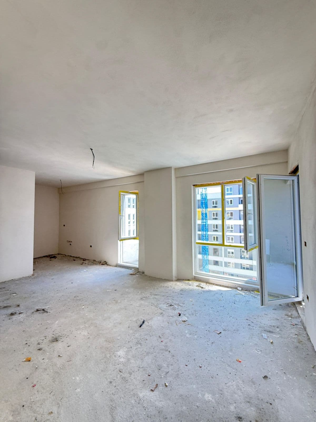 Apartament 1+1 në shitje Univers City, Tiranë 3