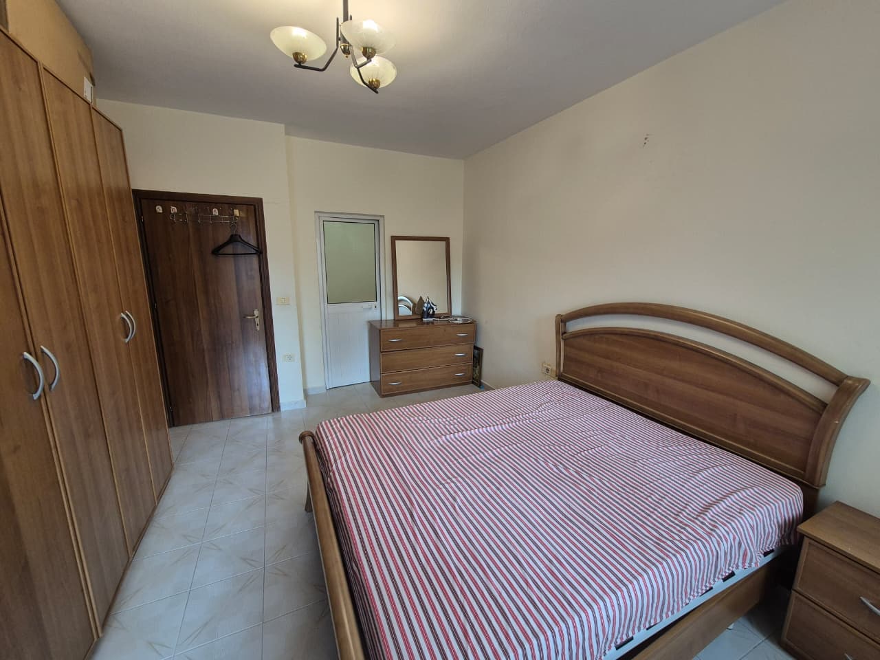 Apartament 2+1 me qira Komuna Parisit, Tiranë 4