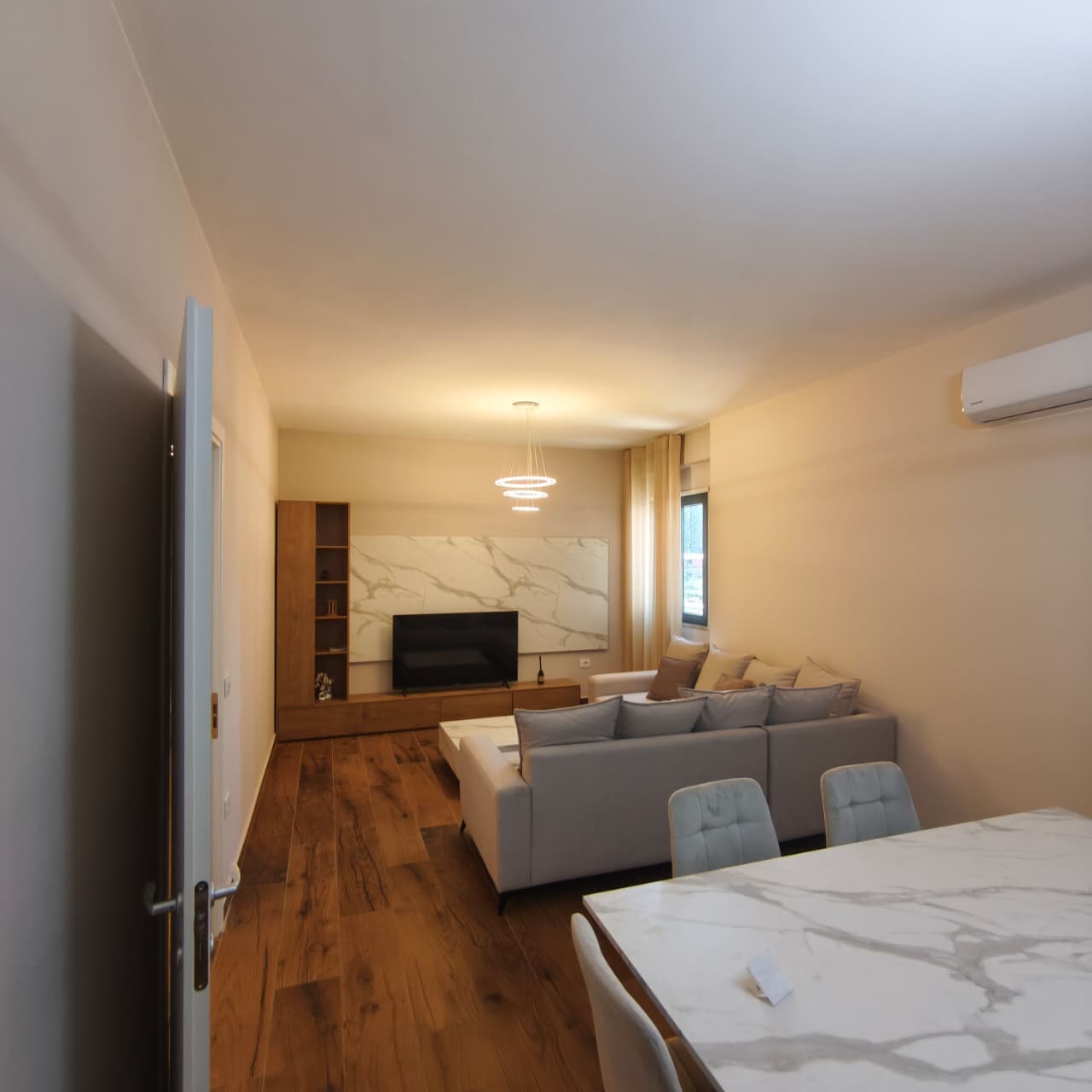 Apartament 2+1+2 në shitje Astir, Tiranë 4