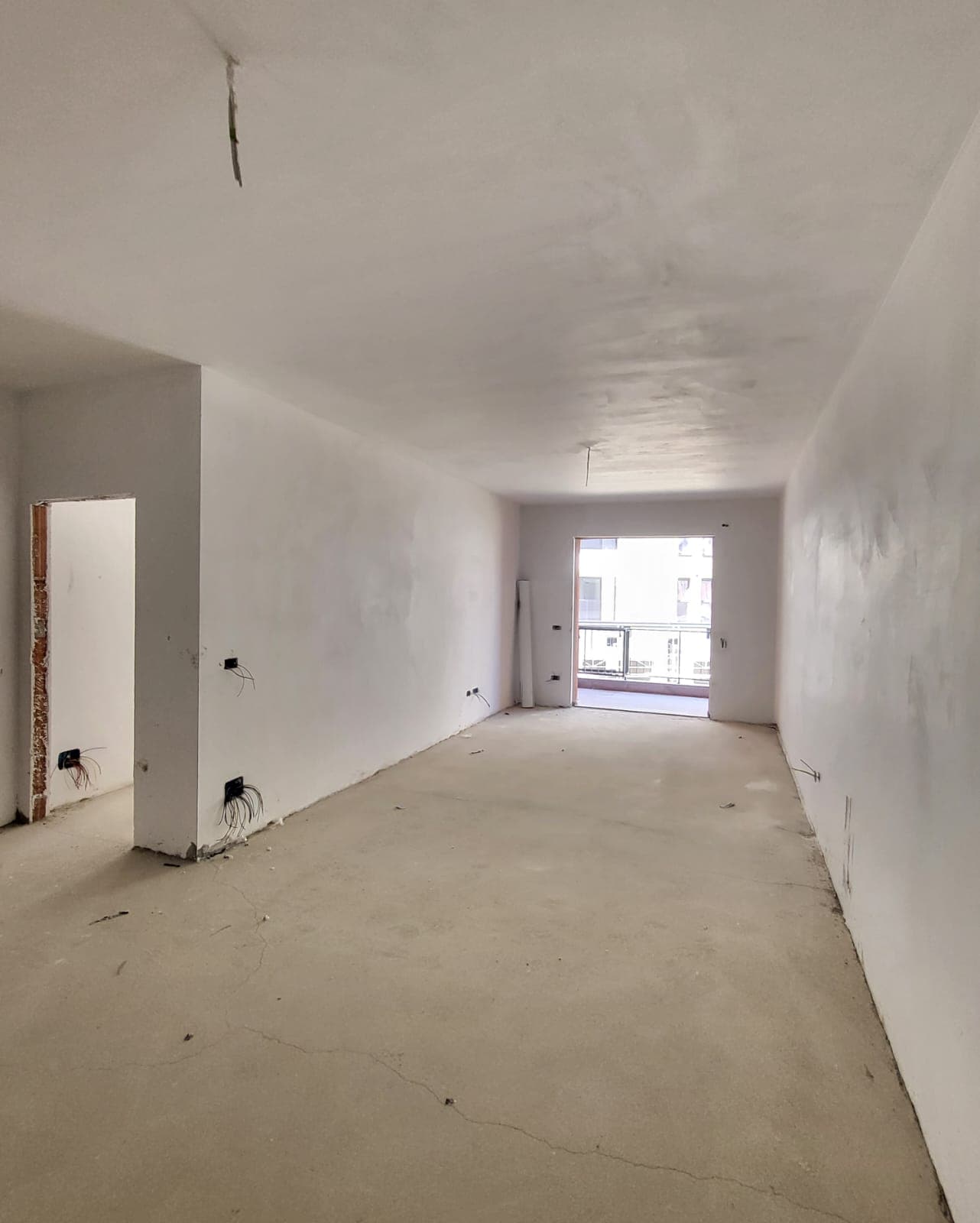Apartament 2+1 në shitje Bulevardi Ri, Tiranë 4