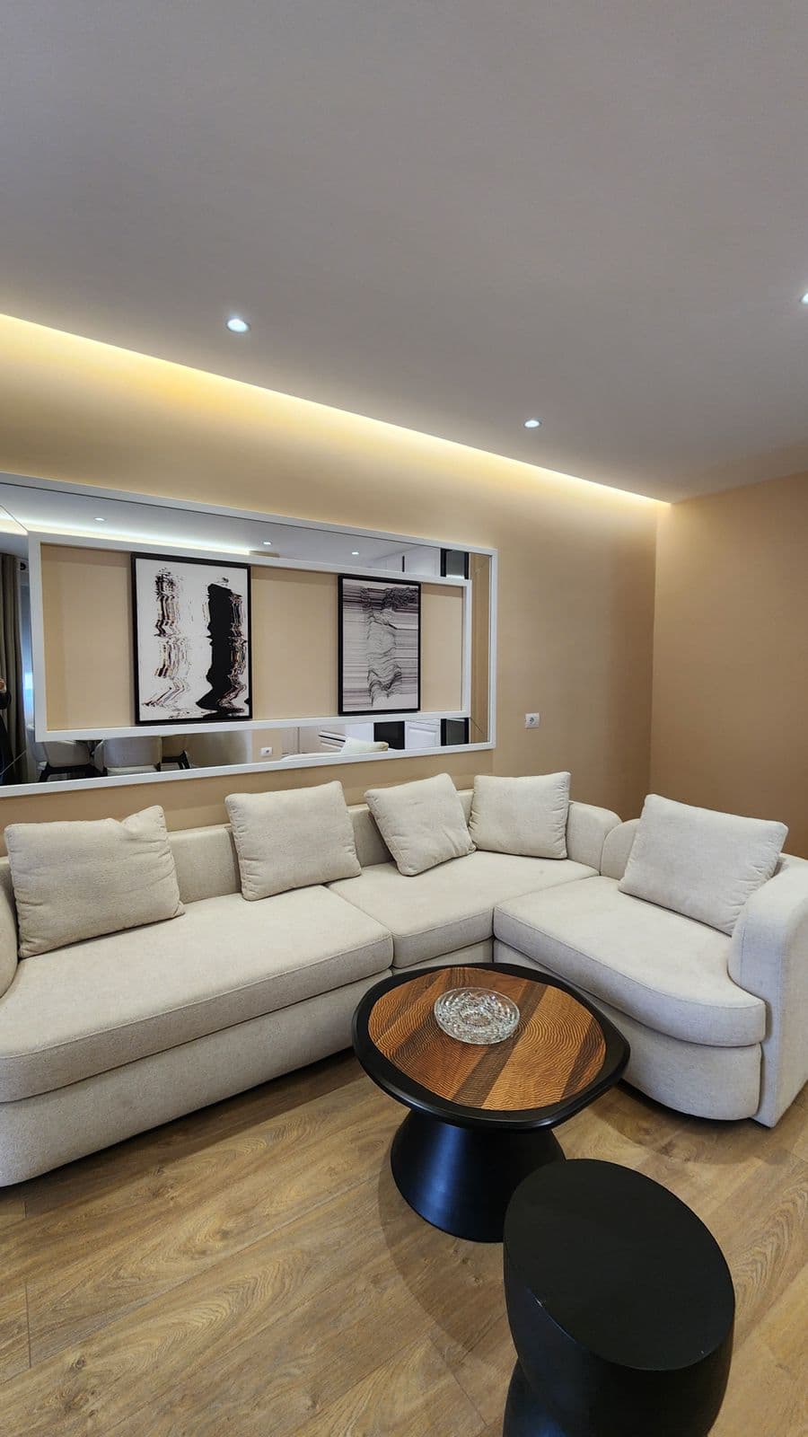 Apartament 2+1 në shitje Rruga e Durresit, Tiranë 2