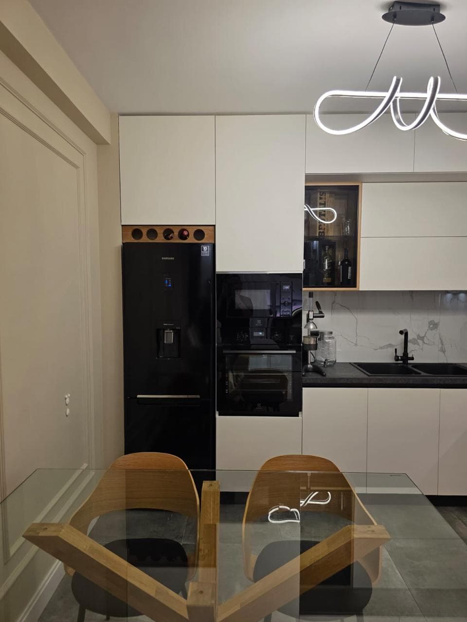 Apartament 2+1 në shitje Komuna Parisit, Tiranë 3