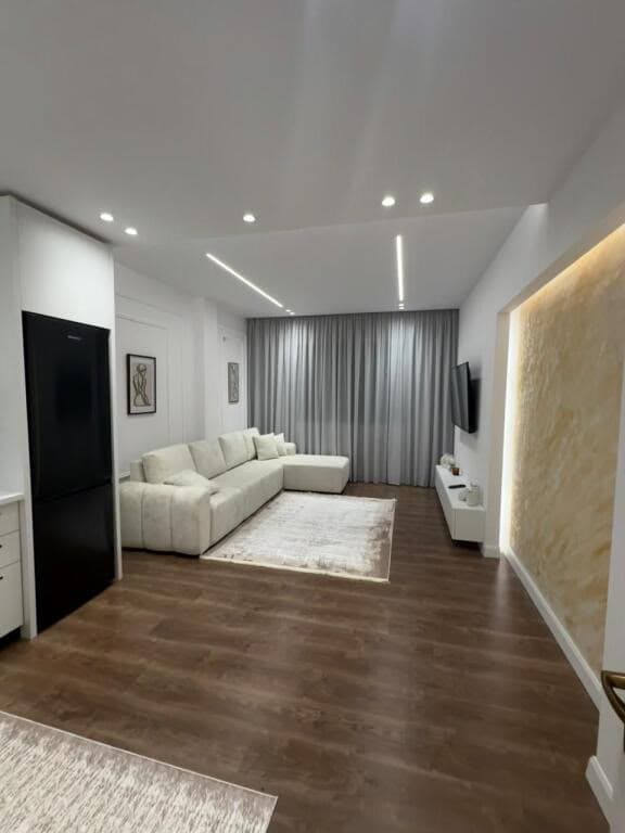 Apartament 1+1 me qira Astiri , Yzberish, Tiranë 3