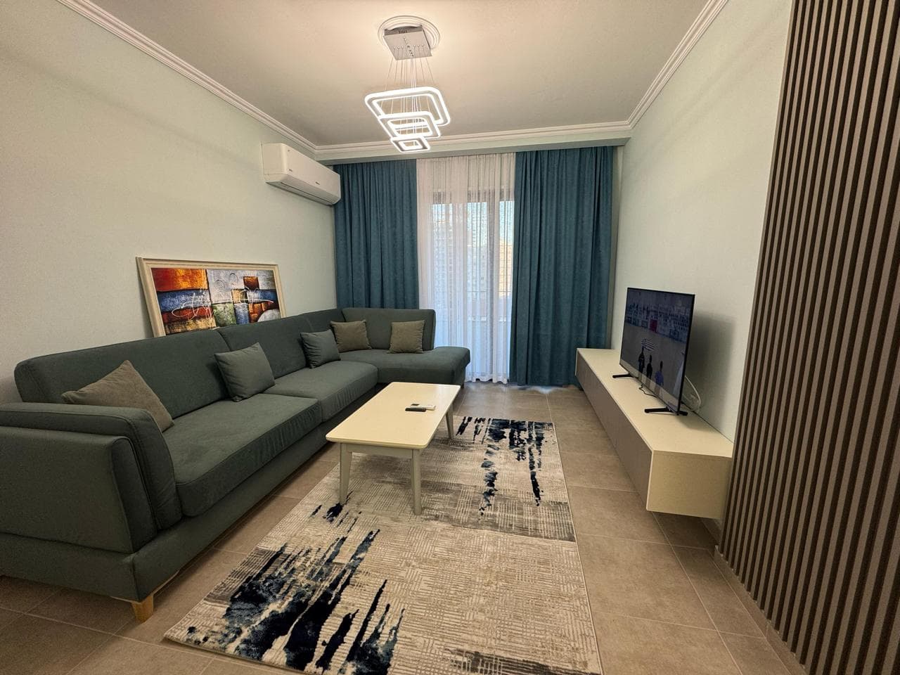 Apartament 2+1 me qira Bulevardi Ri, Tiranë 2