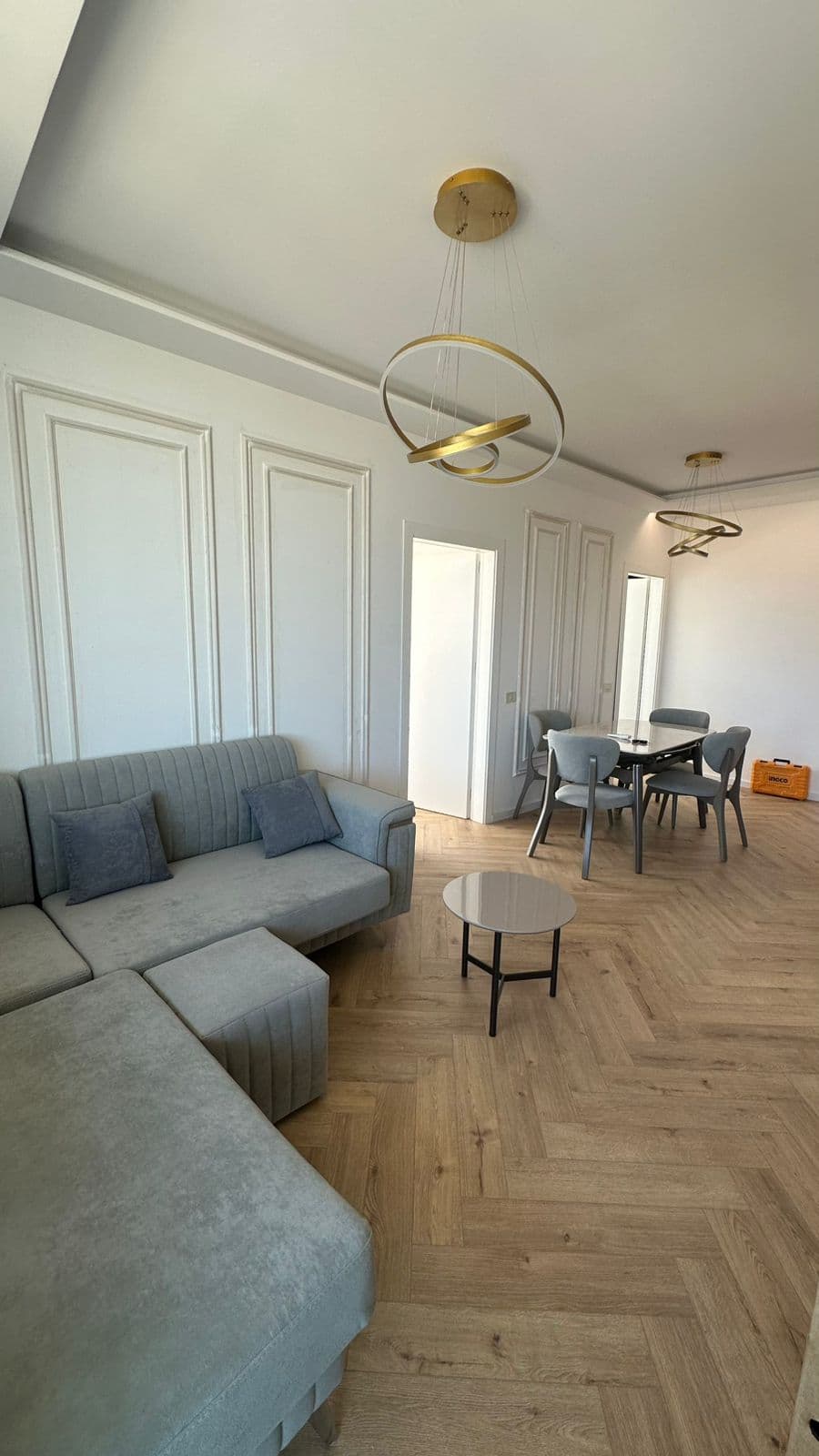 Apartament 2+1 me qira Rruga Mine Peza, Tiranë 2