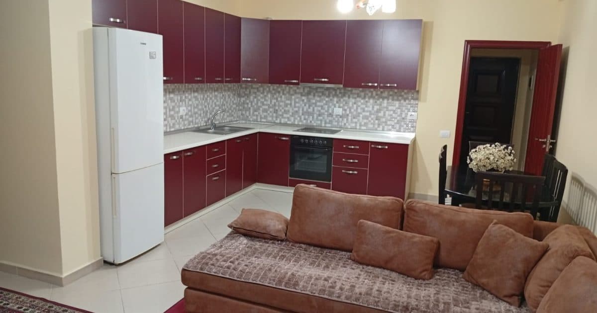 Apartament 2+1 me qira Astir, Tiranë