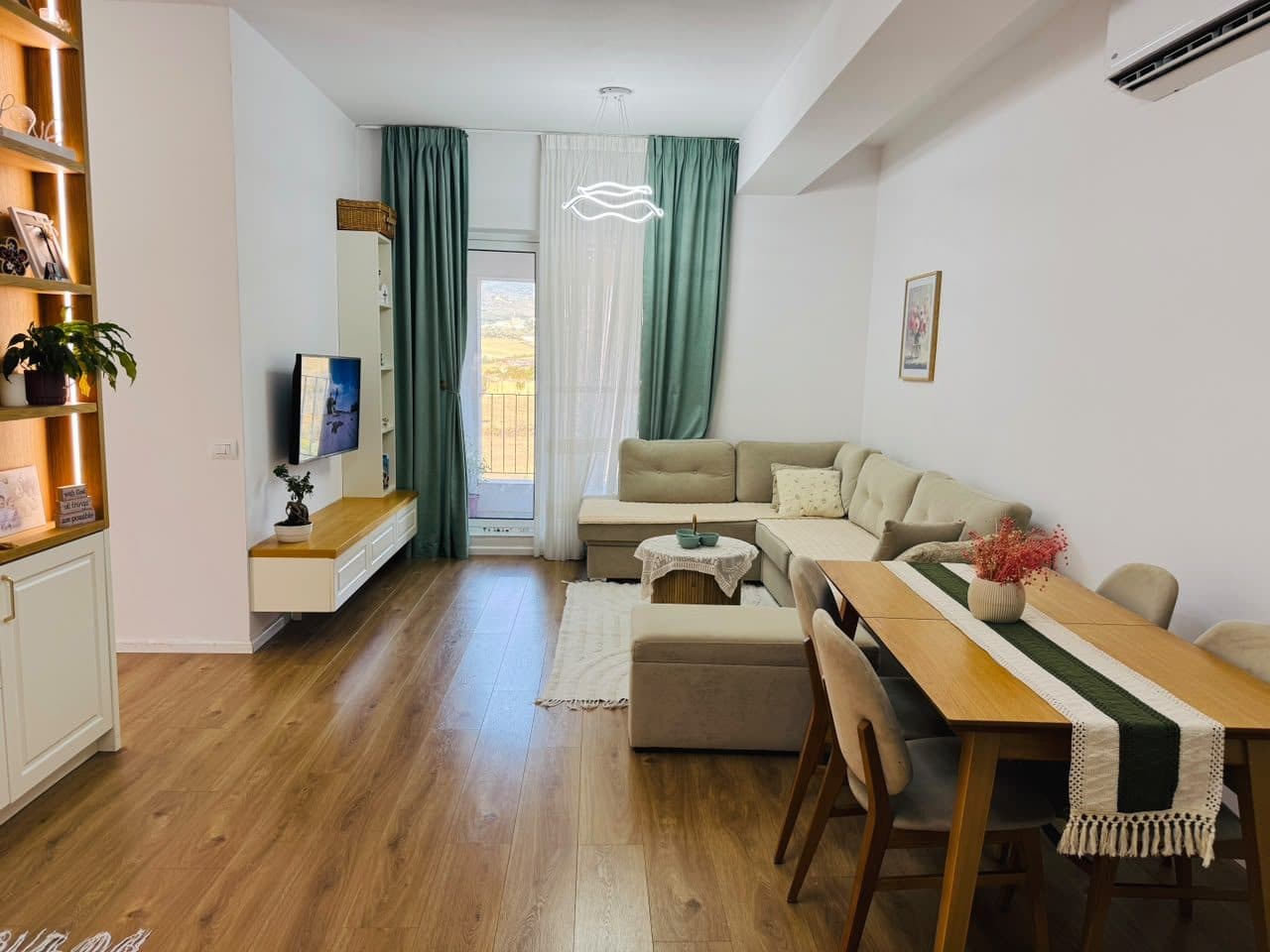 Apartament 3+1 me qira Ali Demi, Tiranë 2