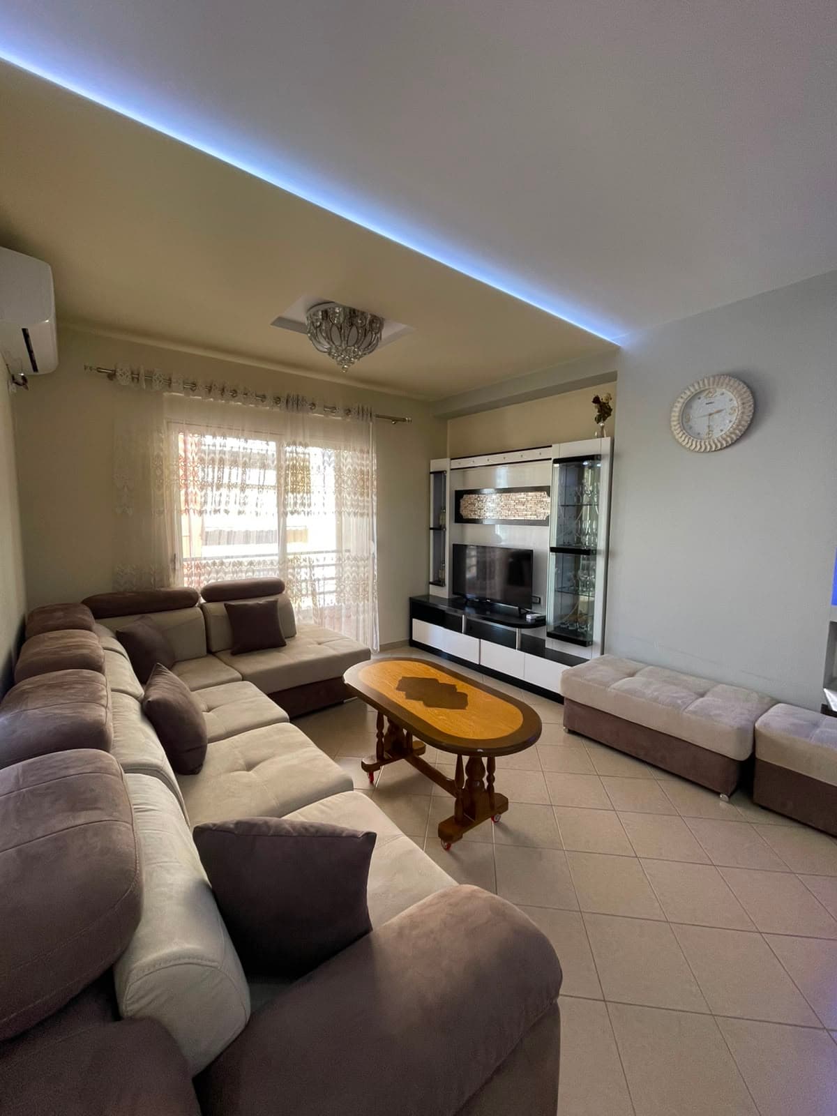 Apartament 2+1 me qira Astir, Tiranë 2