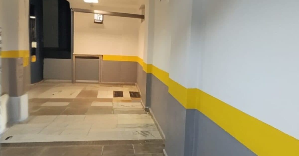 Post Parkimi në shitje Komuna Parisit, Tiranë
