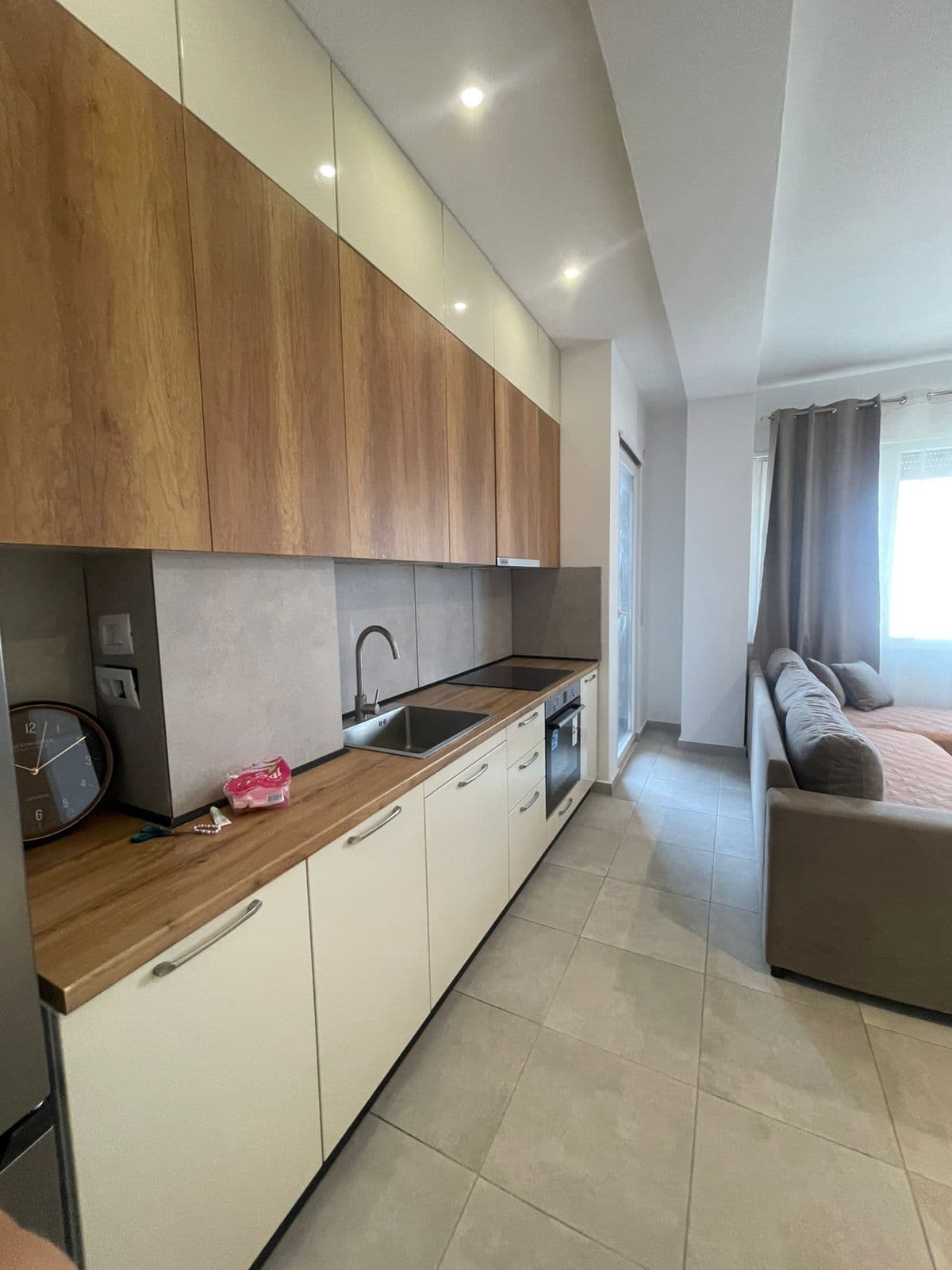 Apartament 1+1 me qira Pallati me Shigjeta, Tiranë 4