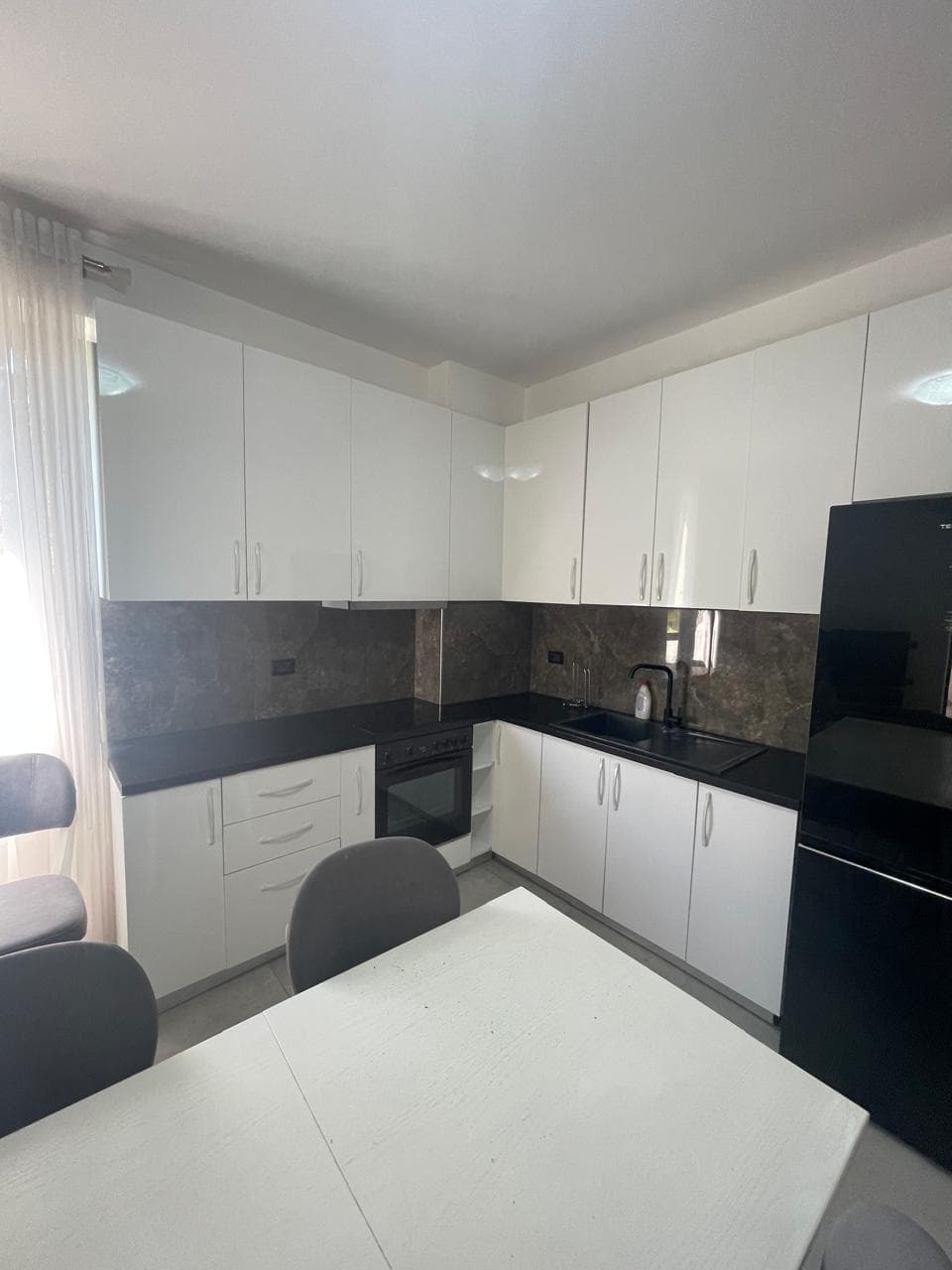 Apartament 2+1 në shitje Shkoze, Tiranë 4