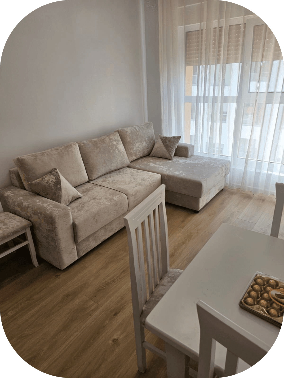 Apartament 1+1 me qira Ali Demi, Tiranë 2