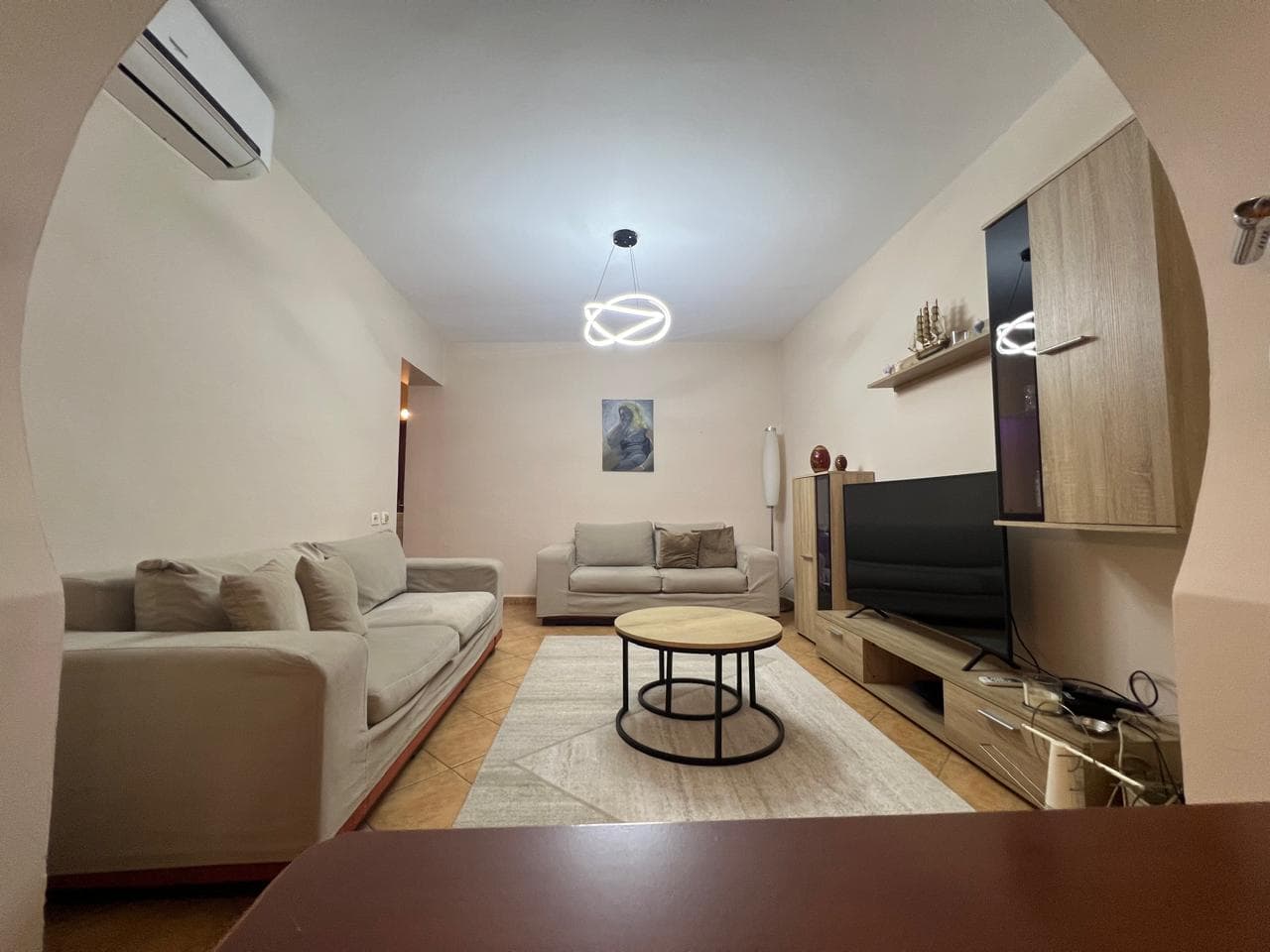 Apartament 1+1 me qira Myslym Shyri, Tiranë 3