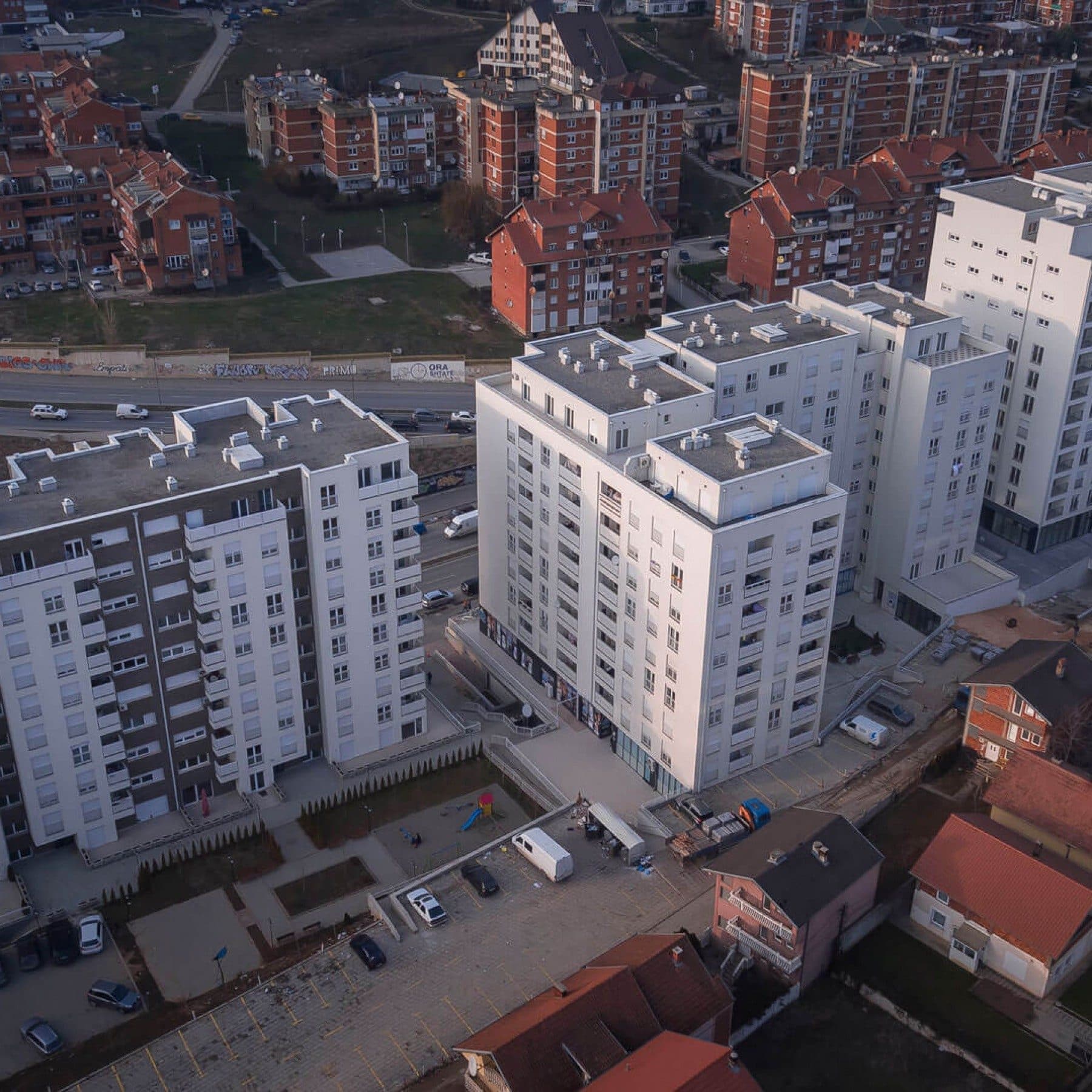 Ofrohet në shitje banesa 85.88m² në Lagjen e Spitalit afër Shkollës Pavarësia