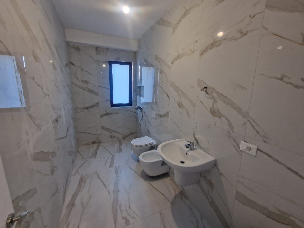 Apartament 4