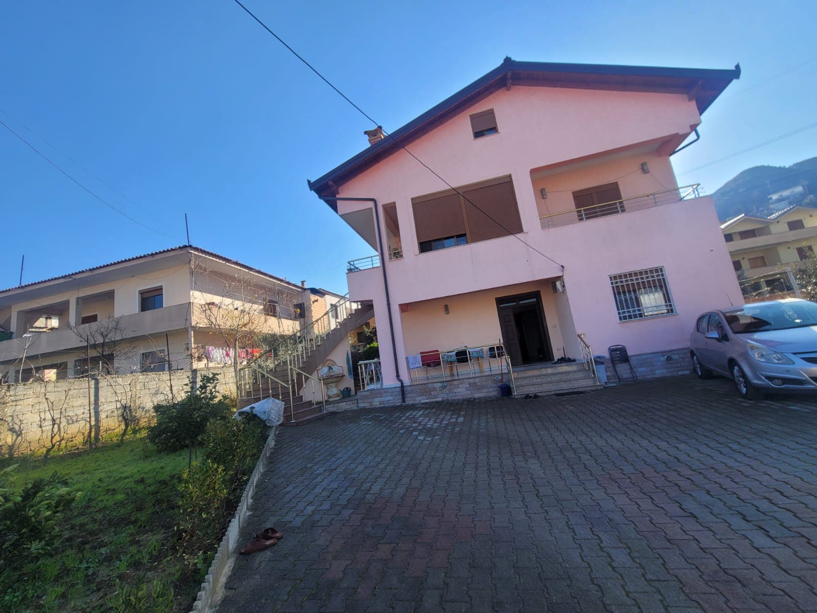 Home for sale in Tiranë