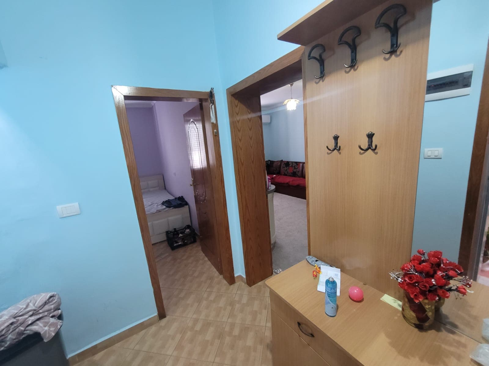 Jepet me Qera Apartament 2+1 4