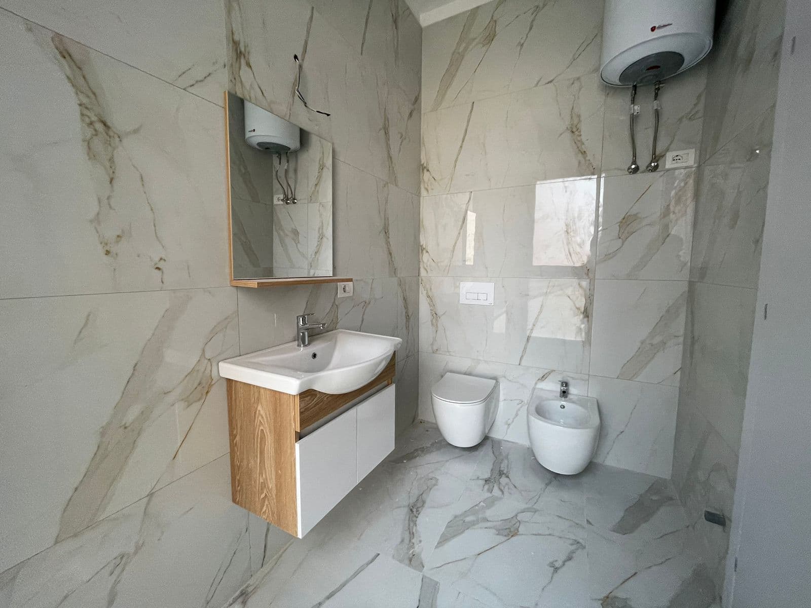 Apartament ne Shitje 4