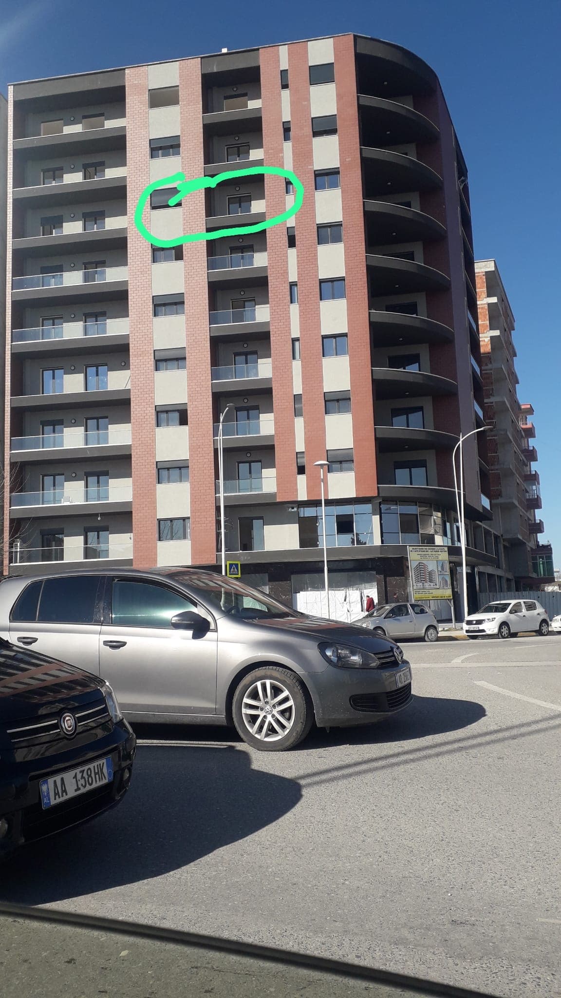 Shitet Apartament 1+1 ne Vlore 1
