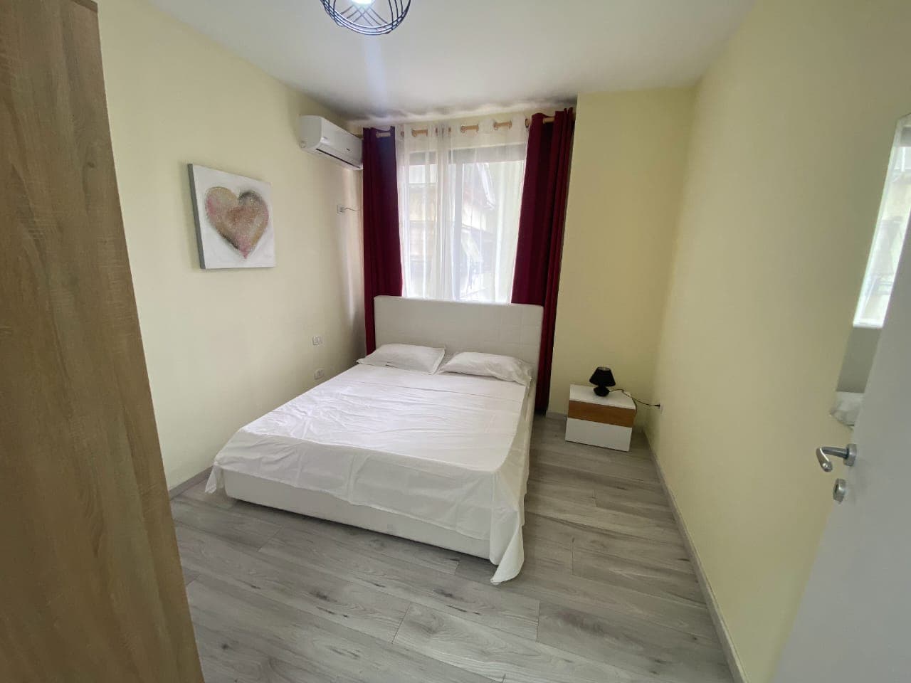Apartament 4