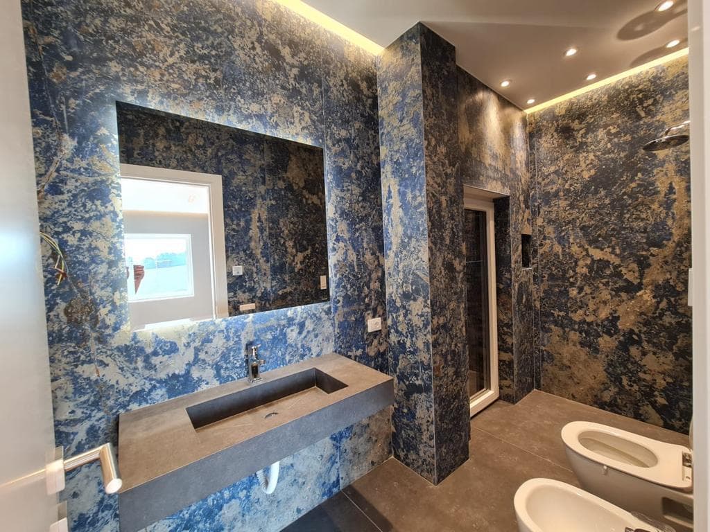 Home for sale in Tiranë 4