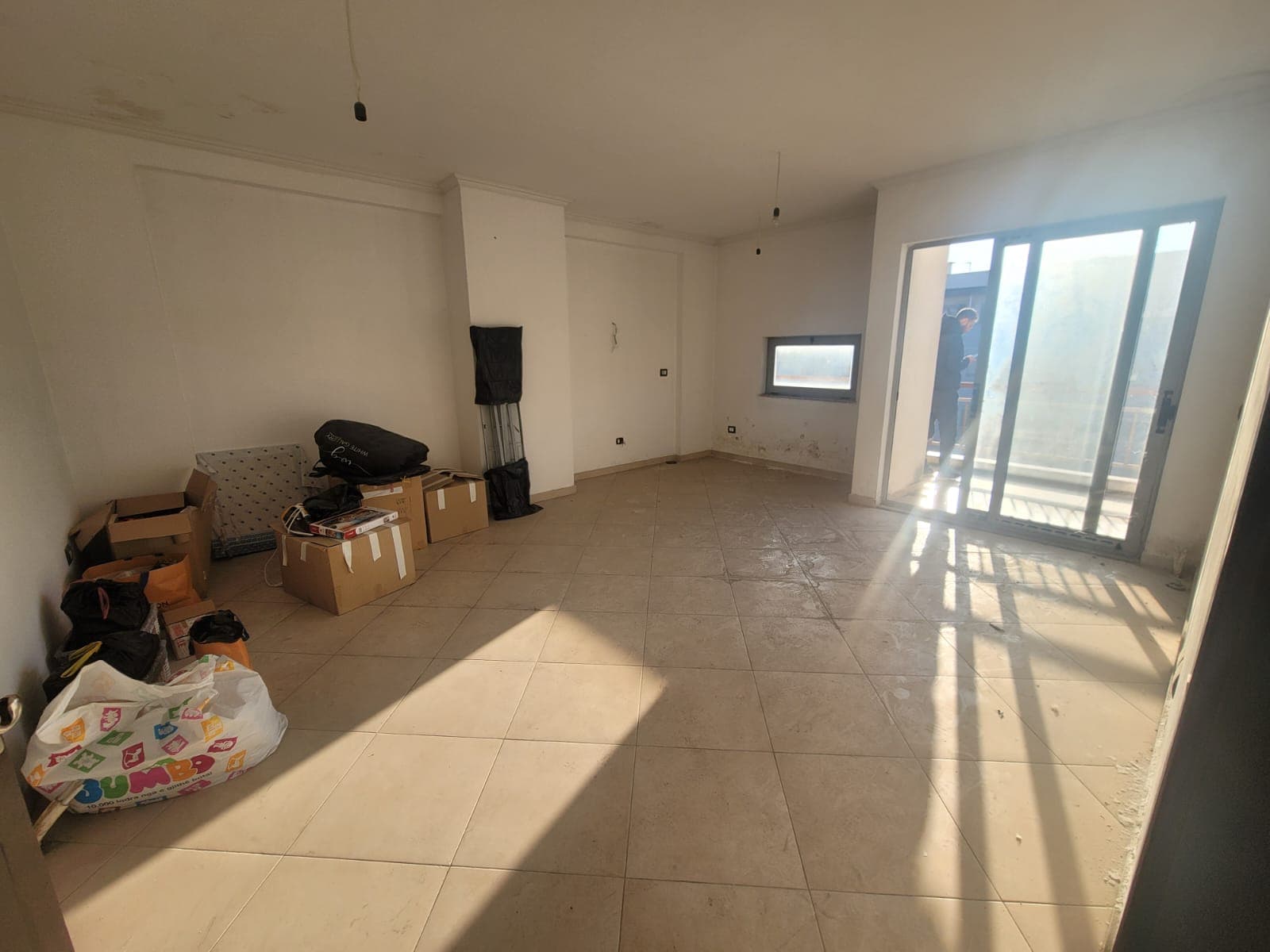 Shitet Apartament 4