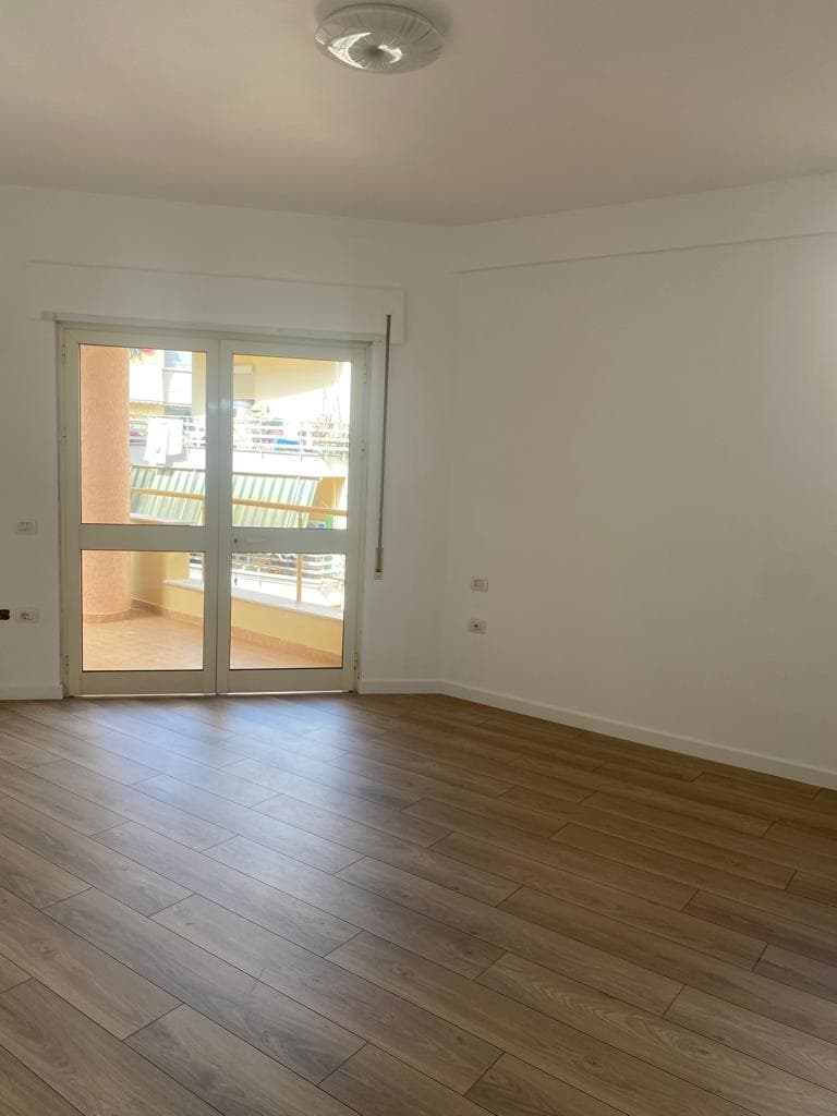 Apartment for sale in Tiranë 4