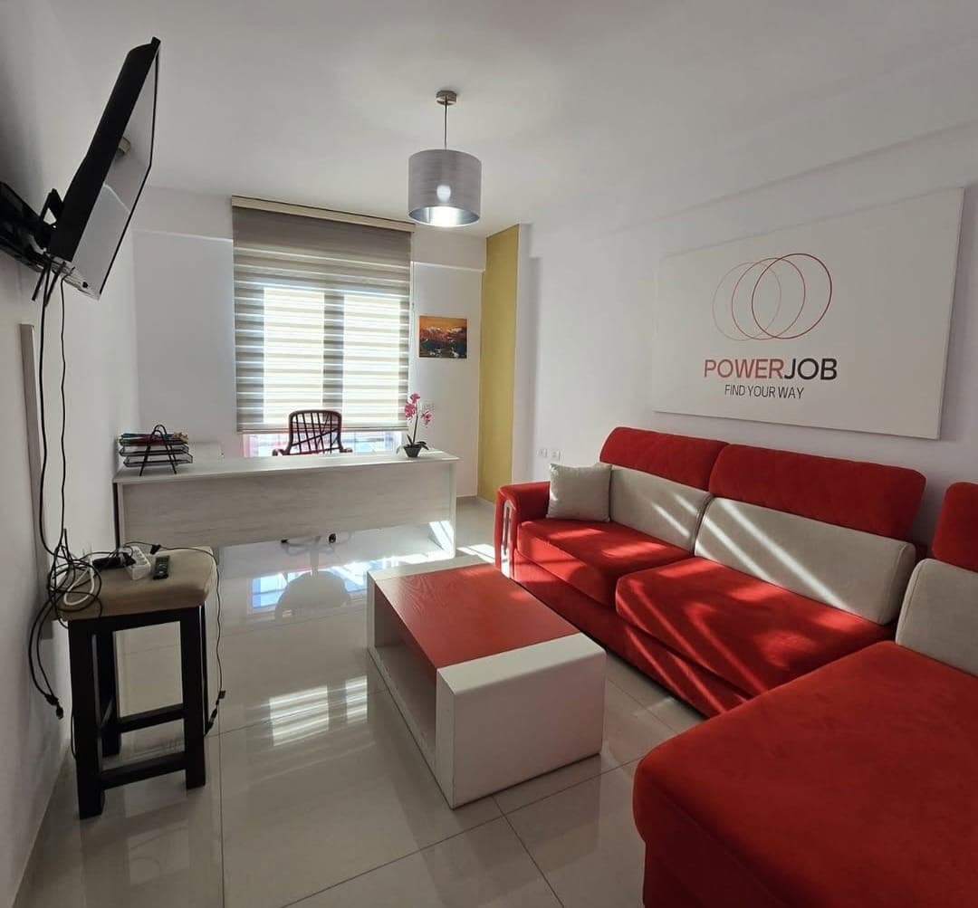 Apartament per zyra 2