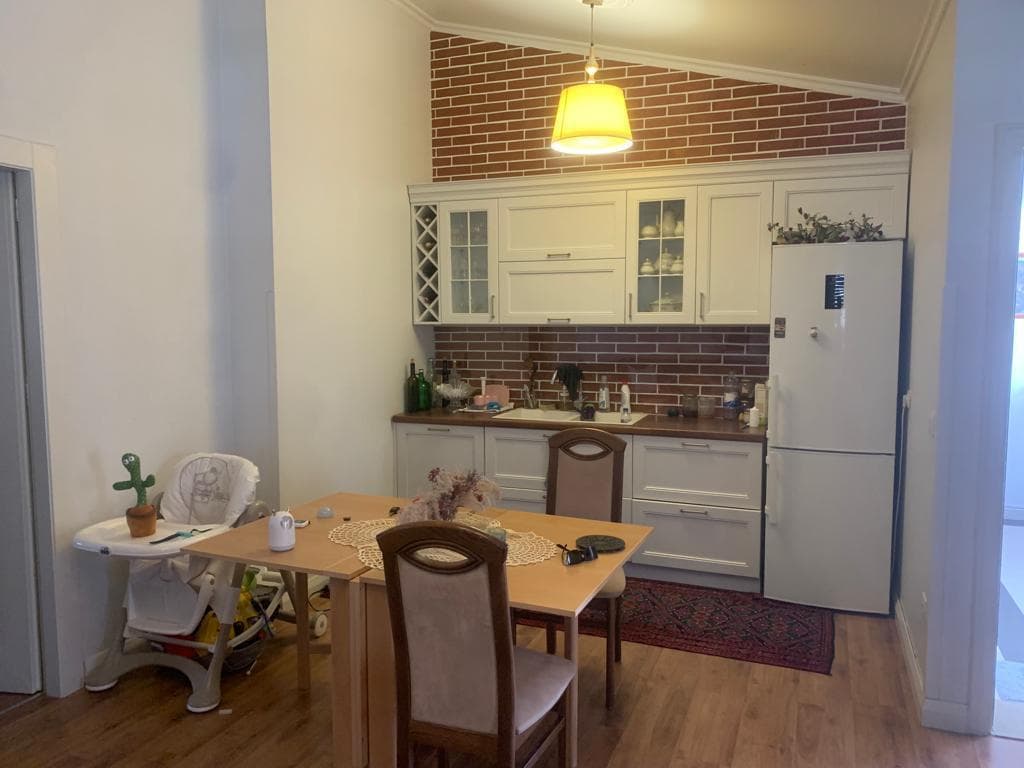Apartament 4