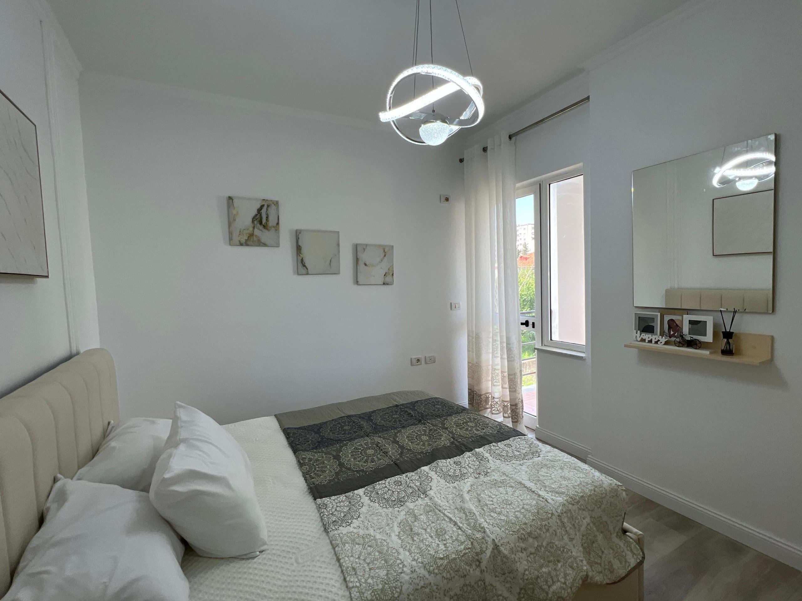 Apartament 4