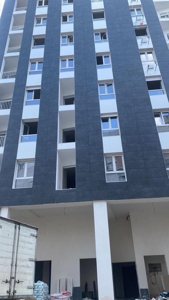 Shitet Apartament