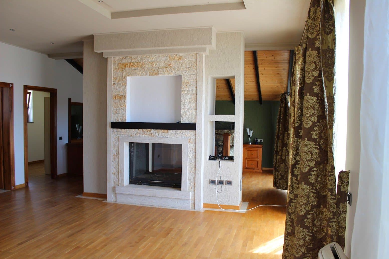 Home for sale in Tiranë 2