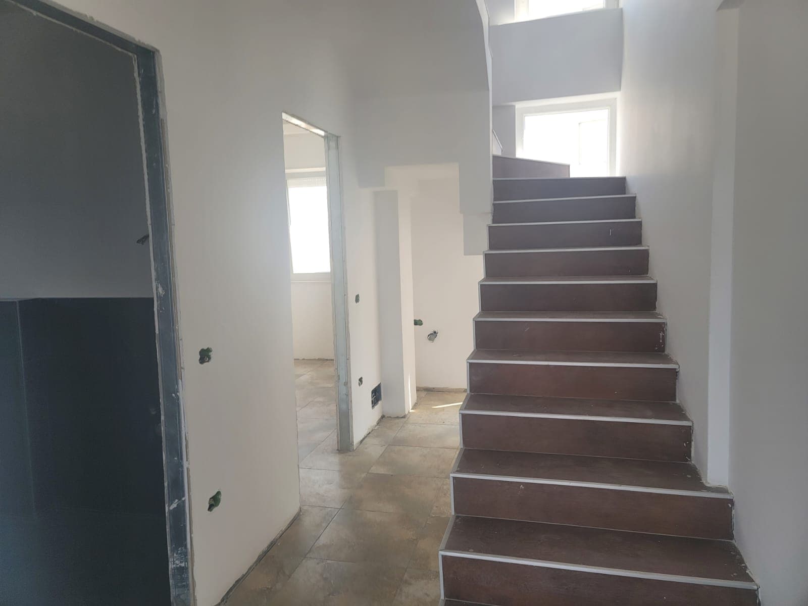 Shiten Apartamente Kopeshti Botanik 2