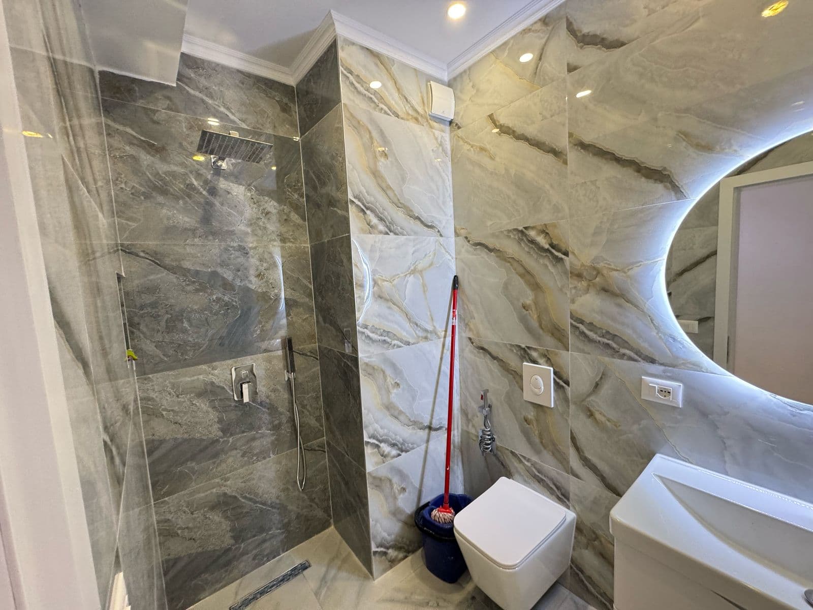 Apartament 4