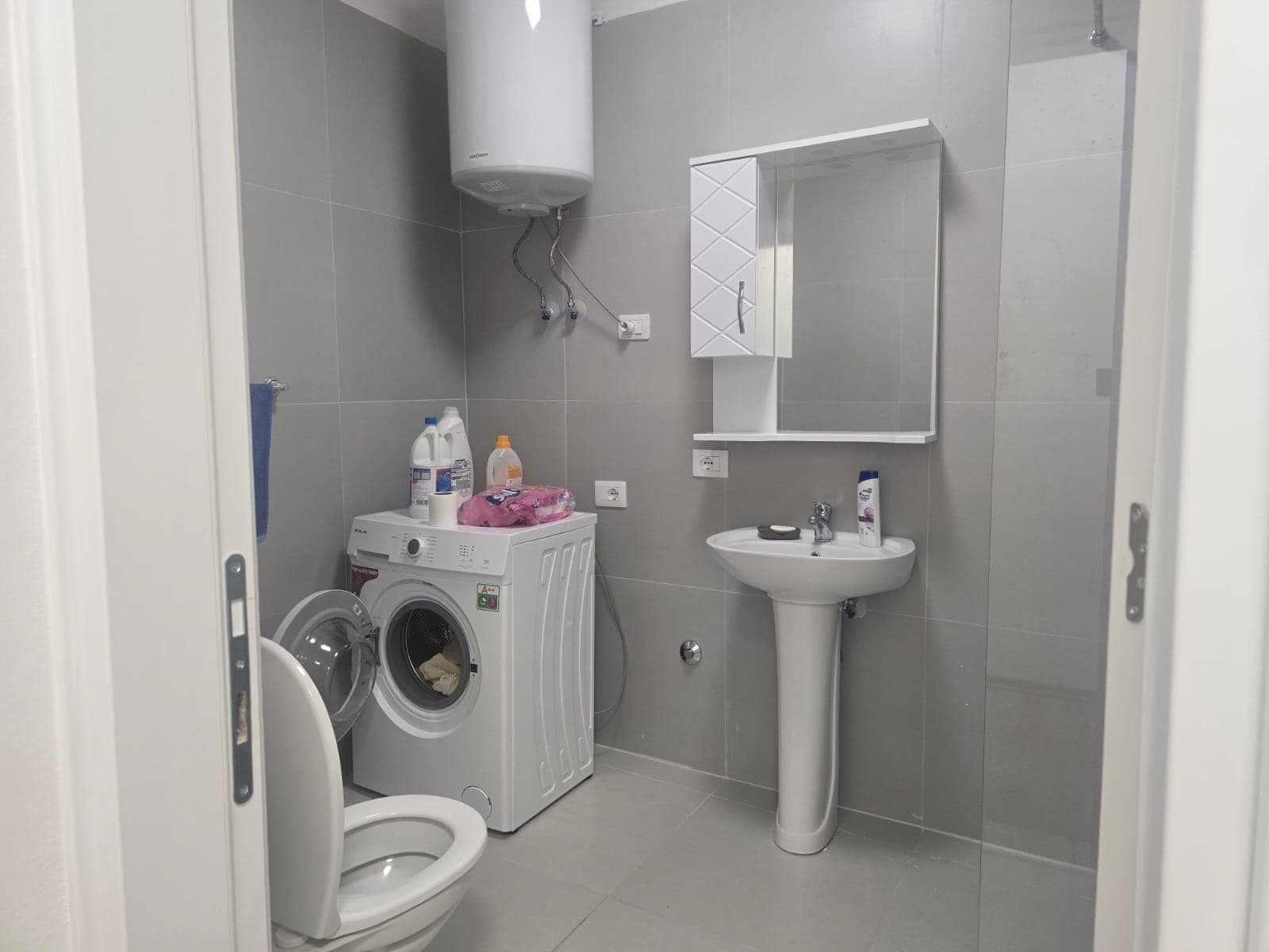 Apartament me Post Parkimi 3