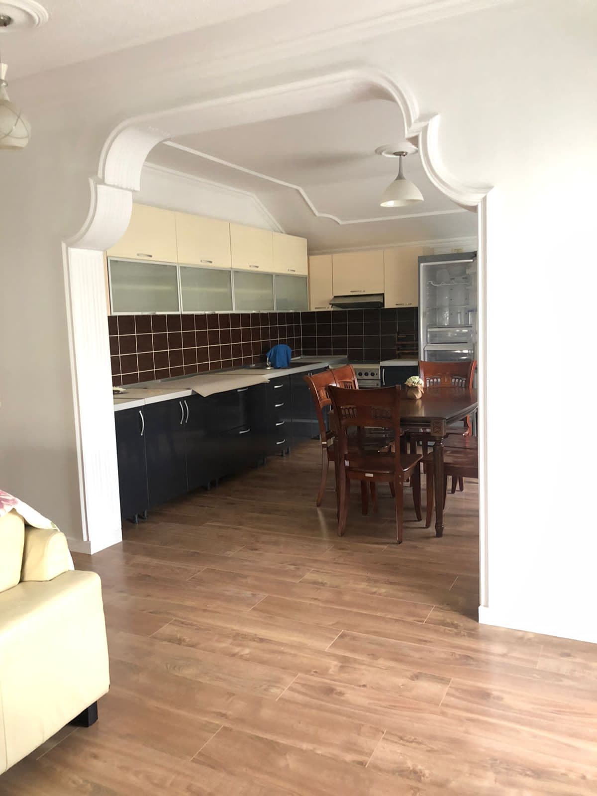 Jepet me Qera Apartament 4