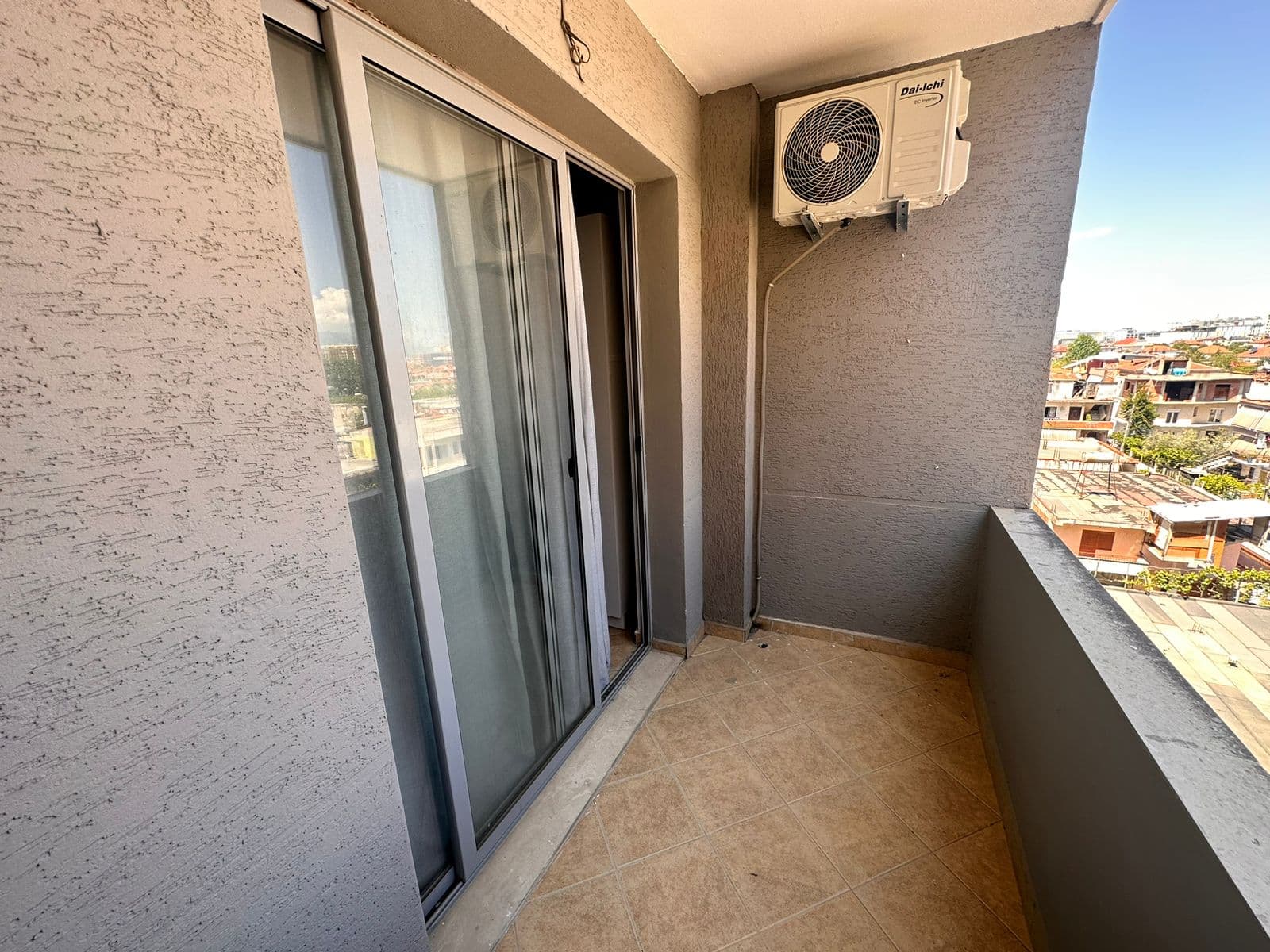 Apartament 2+1 me Qera