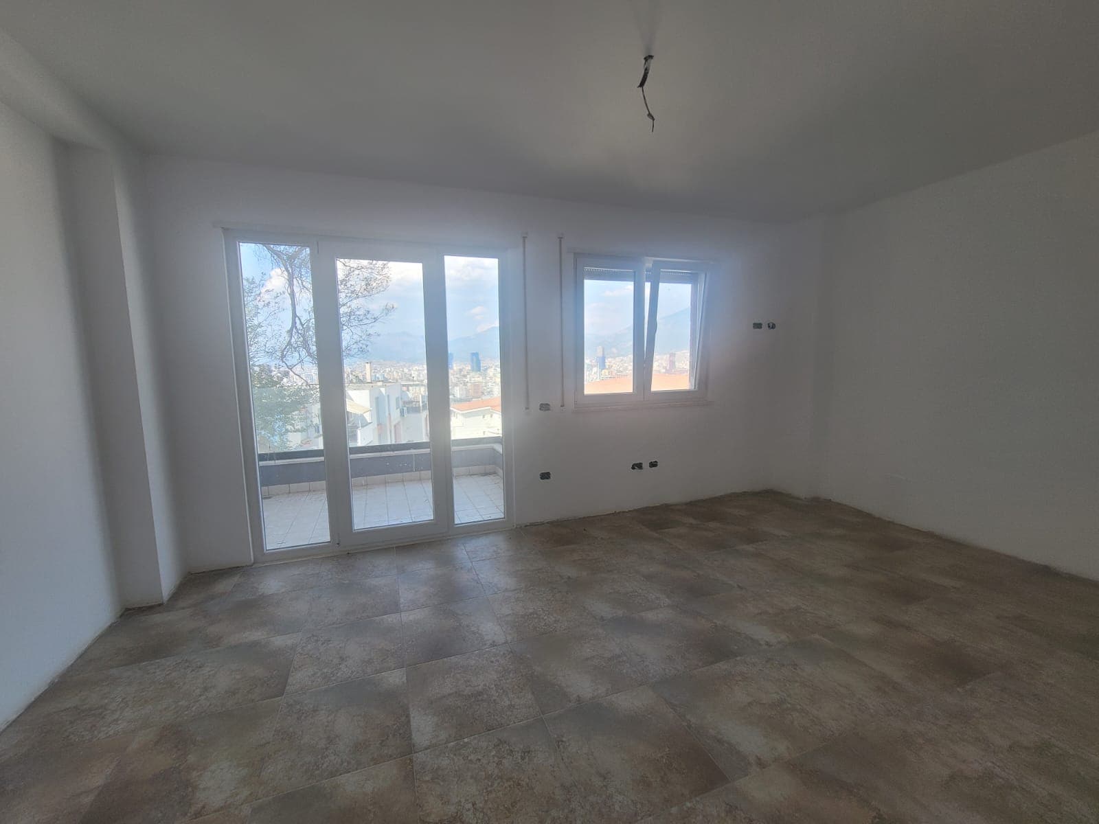 Shiten Apartamente Kopeshti Botanik 3