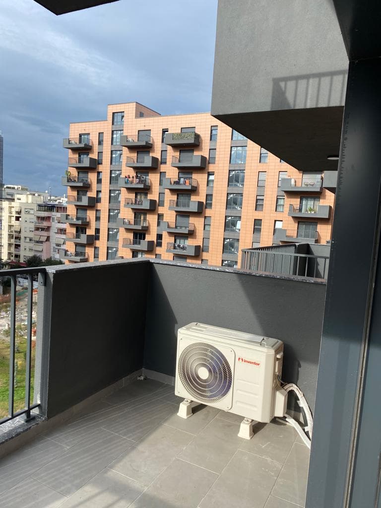 Shitet Apartament 2