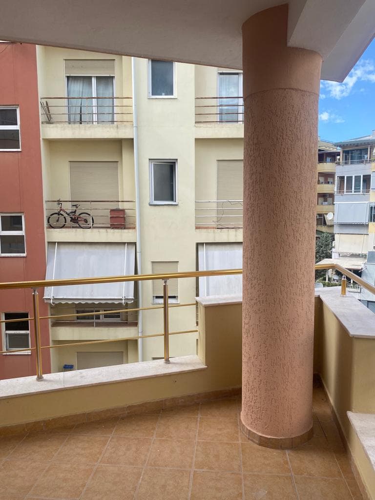 Apartment for sale in Tiranë 3