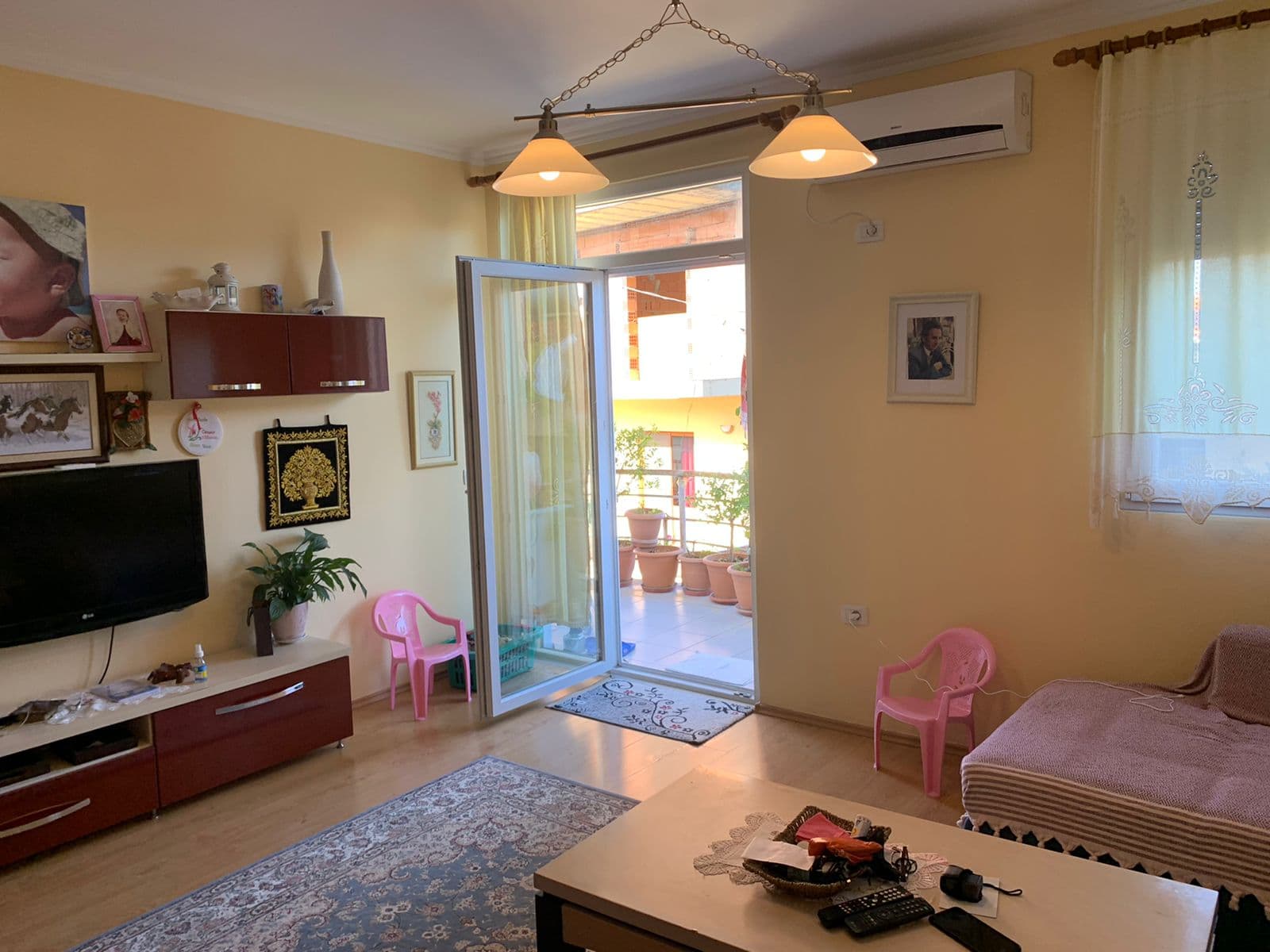 Shitet Apartament 2