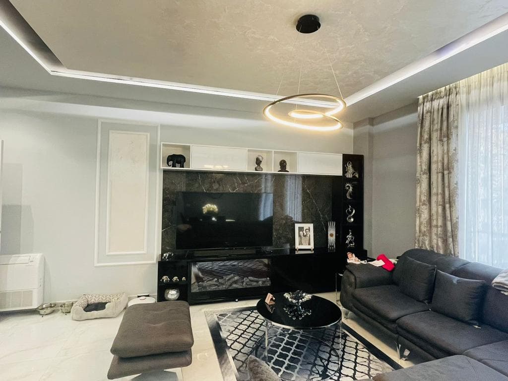 Apartament 4