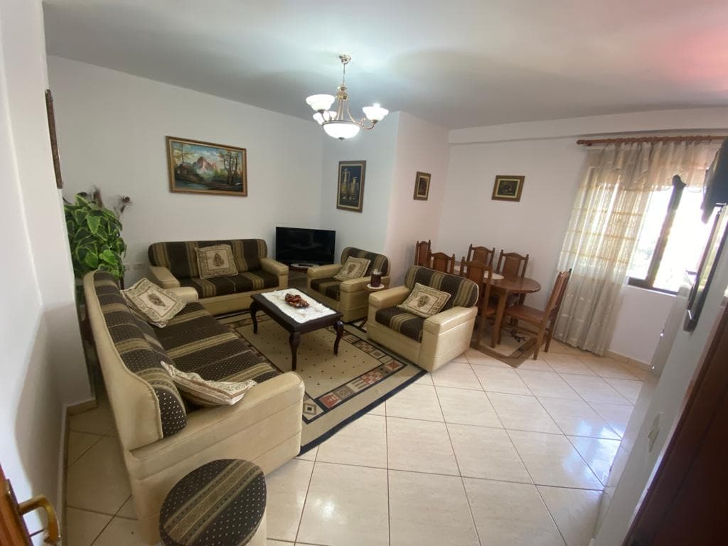 Apartment for sale in Tiranë 3
