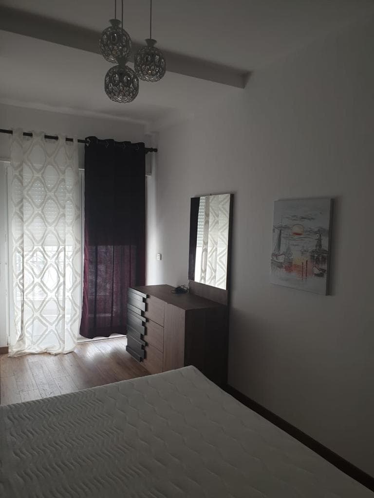 Apartament 2+1+2 tek Kodra e Diellit me siperfaqe totale 107m² 4