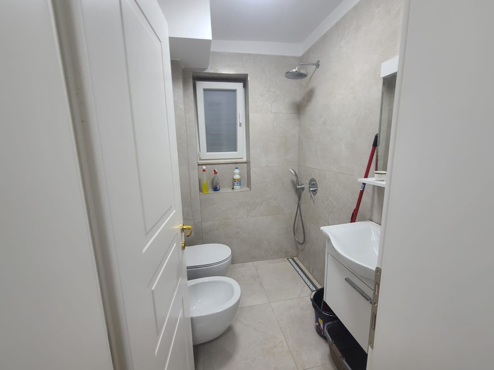 Apartament 4