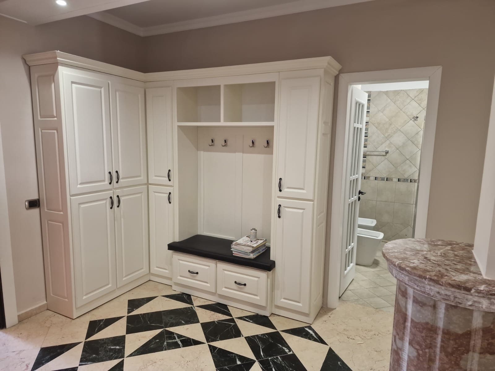 Apartament 4