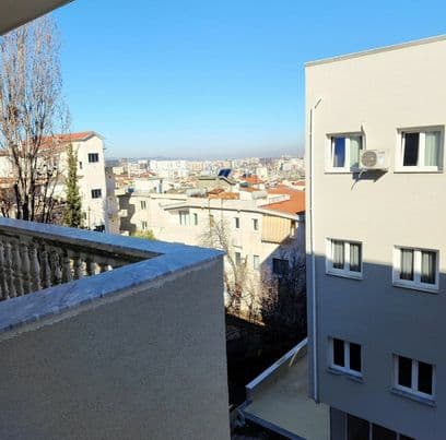 Apartament me Qera