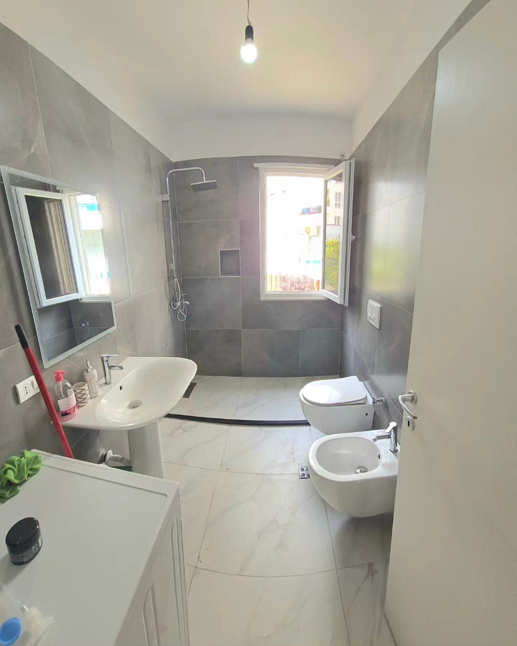 Apartament 4