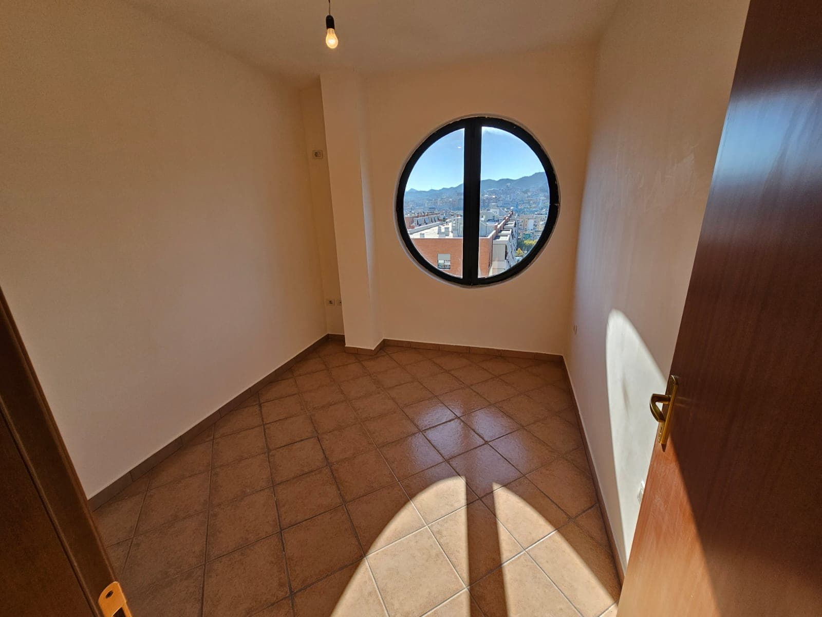 Apartment for sale in Tiranë 3