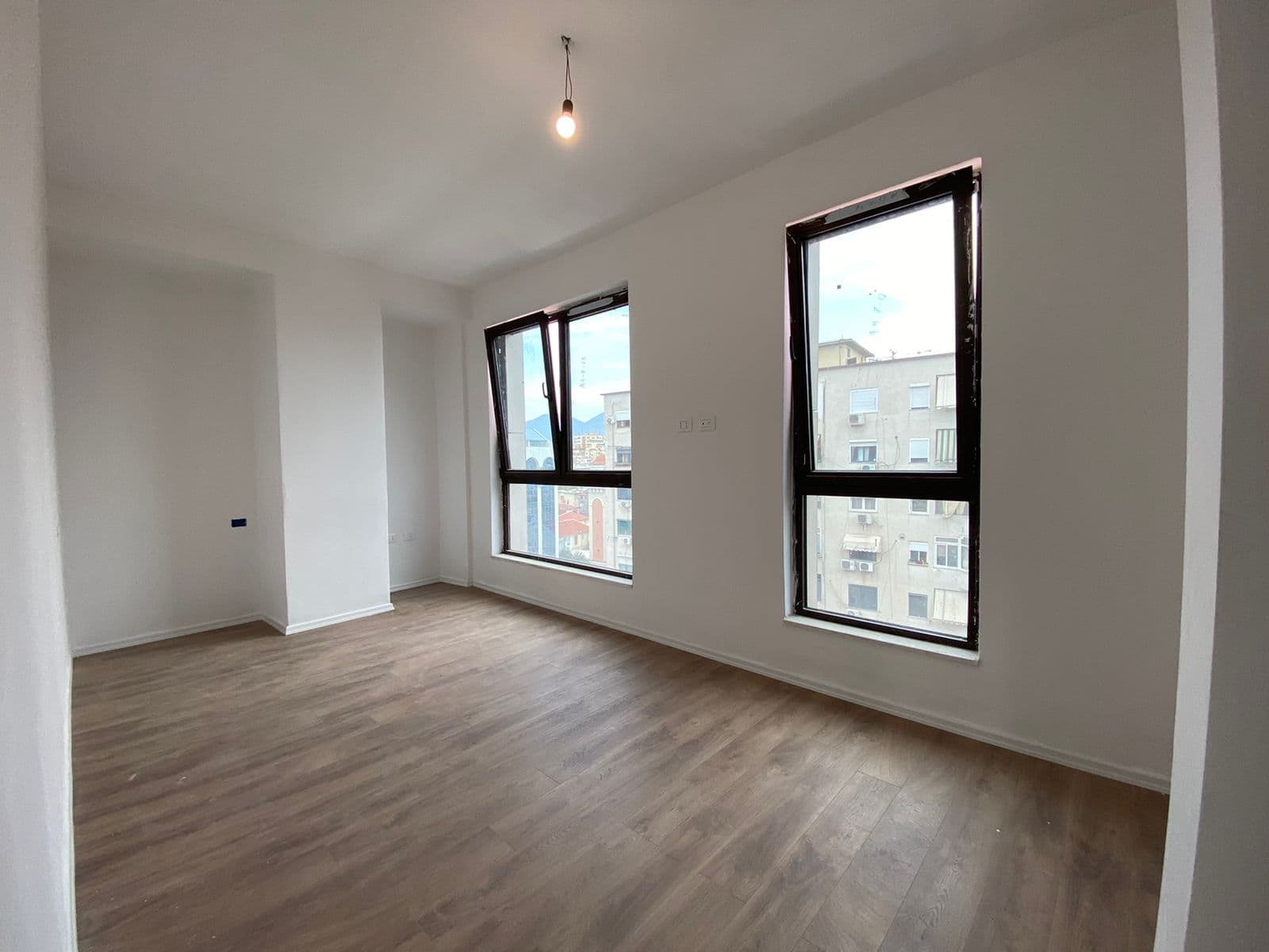 Apartament per biznes